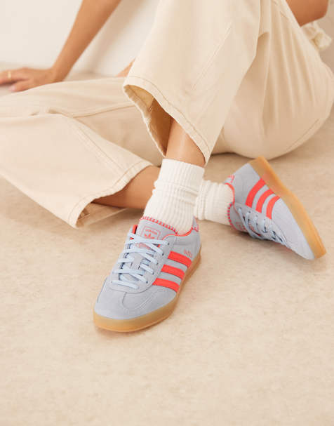 adidas Originals – Gazelle Indoor – Blå och röda sneakers - view 1