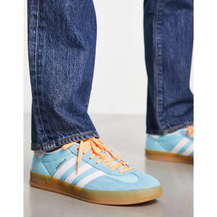 adidas Originals – Gazelle Sneaker – Weiß Blau LBLUE in Gummisohle mit und - Indoor ASOS 