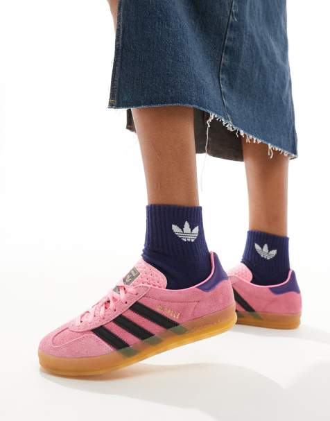 adidas Originals – Gazelle Indoor – Sneaker in Rosa und Schwarz mit Gummisohle - view 1