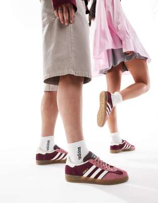 Gazelle Indoor sneakers in burgundy and white-Red