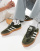 Thumbnail 1 van 5