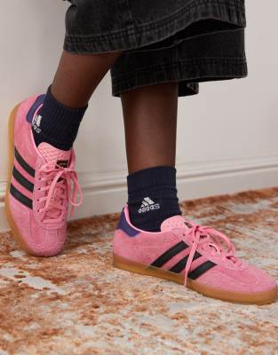 adidas Originals Gazelle Indoor trainers in pink and black with gum sole-Multi