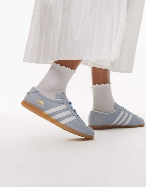 adidas Originals Gazelle Lo Pro trainers in light blue and white, 3 of 5