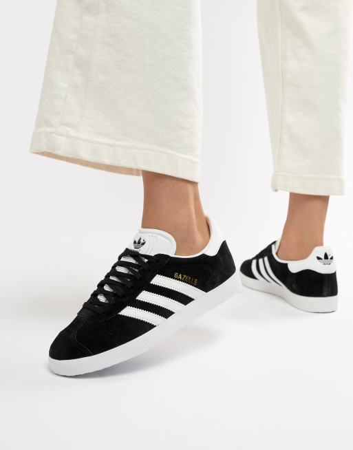 Estas Adidas Originals negras son sorprendentemente idénticas a las Gazelle  y cuestan 43 €