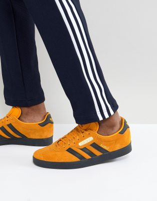 Adidas originals gazelle super sneakers 2025 in yellow with dark gum