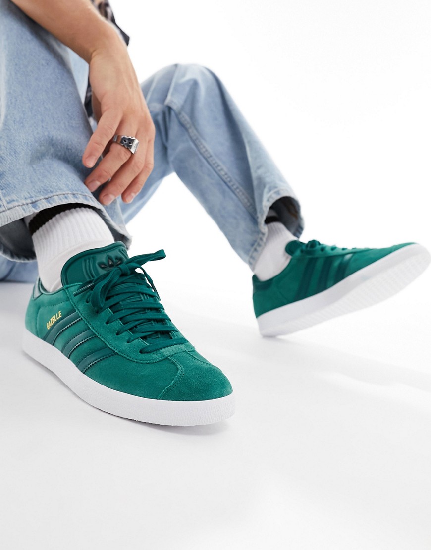 adidas Originals Gazelle trainers in khaki-Green