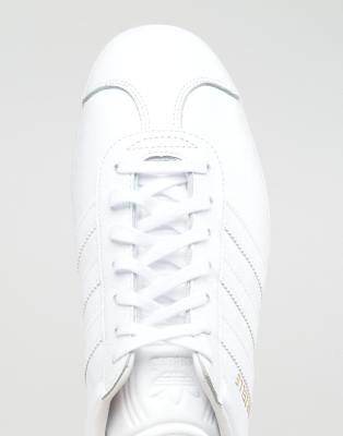 adidas originals gazelle trainers in white bb5498