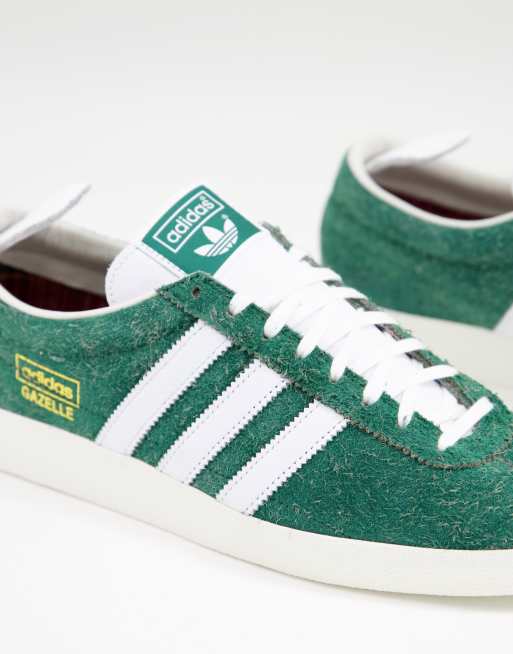 Adidas originals gazelle vintage best sale green and white trainers