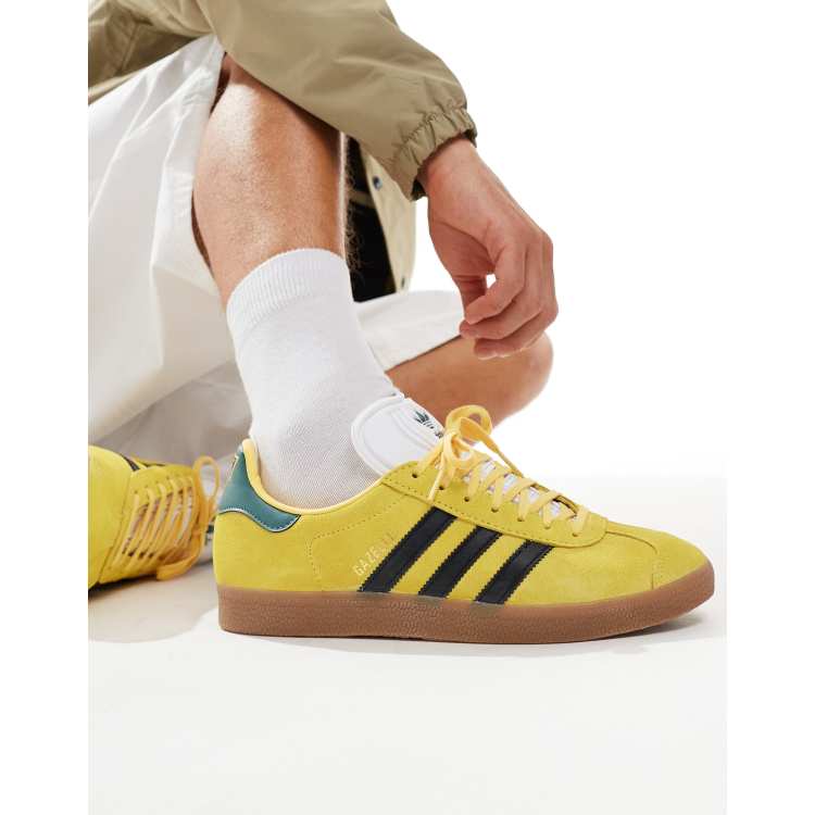 Originals x tfl gazelle shoes deals