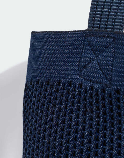 adidas Originals – Gehäkelte Tragetasche in Night Indigo, 4 von 4