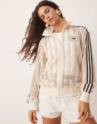 adidas Originals - Gehäkelte Trainingsjacke in Weiß