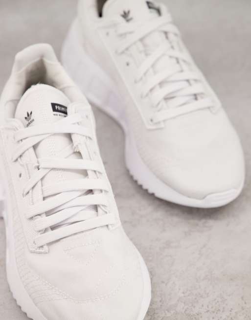 adidas Originals Geodiver trainers in triple white - WHITE | ASOS