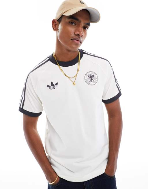 adidas Originals – Germany adicolor – Vit t-shirt med 3 ränder