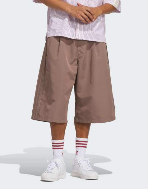 adidas Originals gewebte Shorts in Trace Brown - view 1