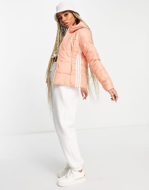 adidas Originals Giacca slim imbottita con tre strisce color cipria