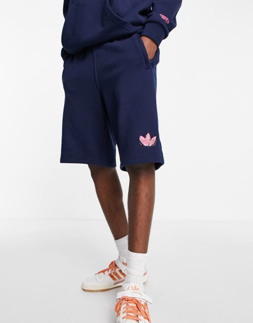 Adidas originals hot sale trefoil shorts