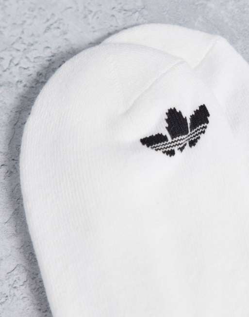 adidas Originals Graphics 2 pack three stripe crew socks in black and white, 2 of 4