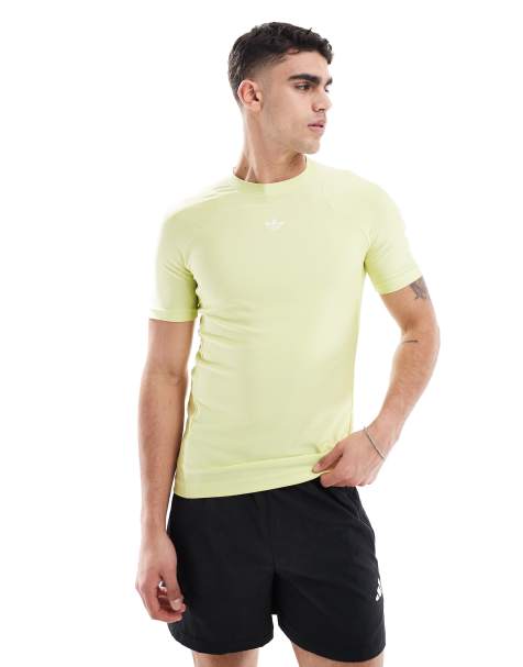 adidas Originals - Gul T-shirt i slim fit - view 1