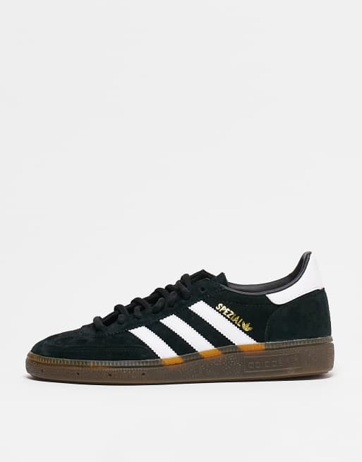 adidas Originals gum sole Handball spezial sneakers in black