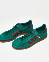 adidas originals hamburg trainers in collegiate green with gum sole