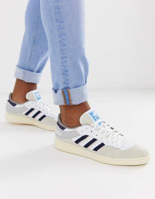 chaussure montante handball