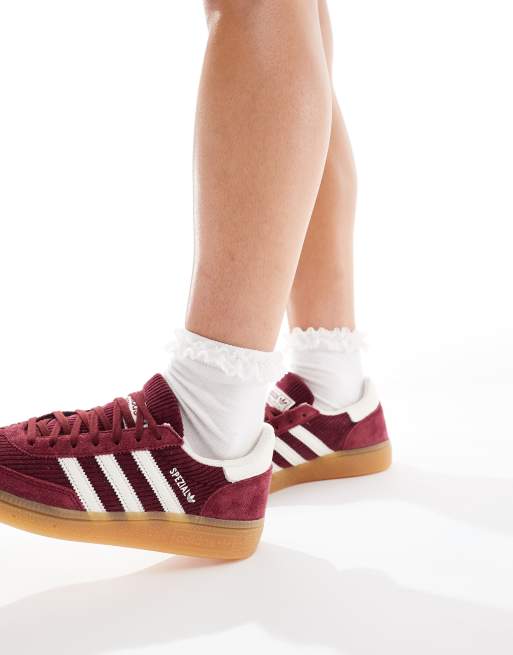 adidas Originals Handball Spezial Baskets en velours cotele Bordeaux