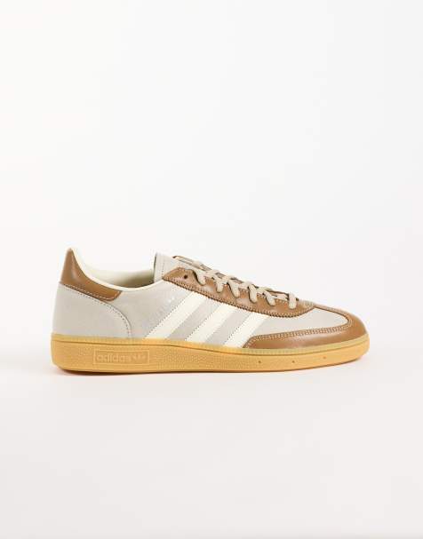adidas Originals Handball Spezial buty sportowe w kolorze khaki i białym z gumową podeszwą - view 1