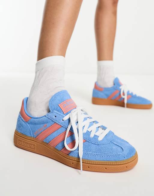 Peach best sale adidas outfit