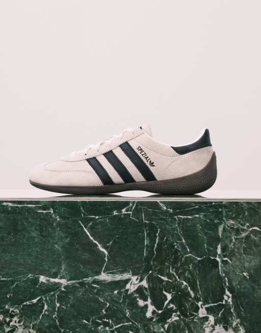 adidas Originals – Handball Spezial Lo Pro – Niedrige Sneaker in Weiß und Schwarz , 2 von 5
