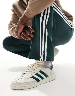 Size 13.5 adidas Originals adidas Originals Handball spezial shoes in chalk white / collegiate green shoes