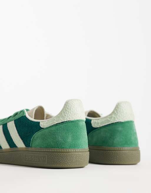 adidas Originals – Handball Spezial – Sneaker in Dunkelgrün mit 3 Streifen in Schlangen-Optik , 4 von 5