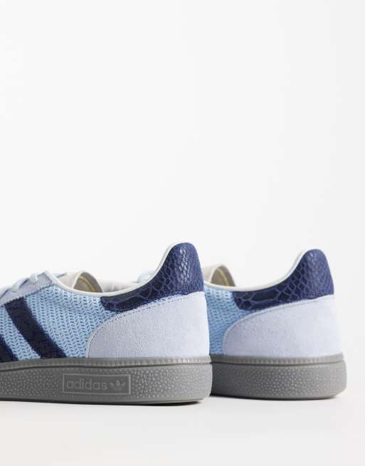 adidas Originals – Handball Spezial – Sneaker in Hellblau und Marineblau , 4 von 5