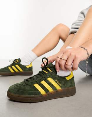 adidas Originals - Handball Spezial - Sneaker in Night Cargo und Gelb mit Gummisohle-Bunt