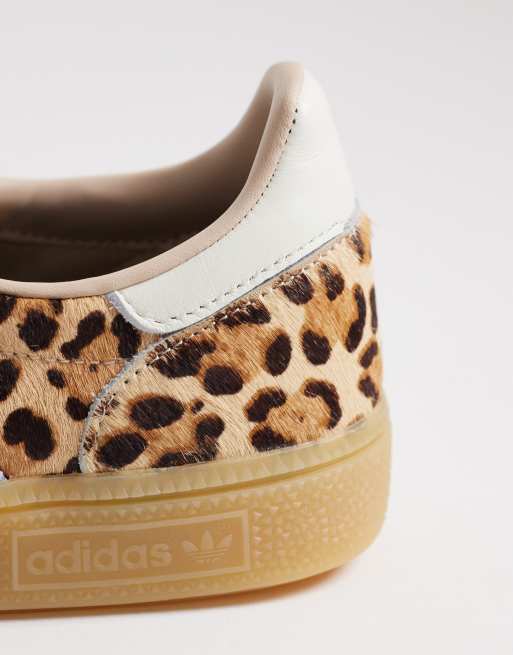 adidas Originals – Handball Spezial – Sneaker mit Leopardenmuster und Gummisohle  , 5 von 5