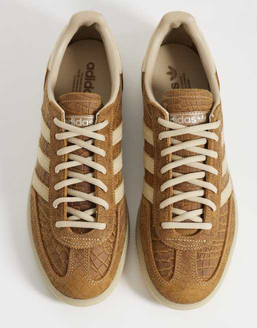 adidas Originals Handball Spezial sneakers in beige croc | ASOS