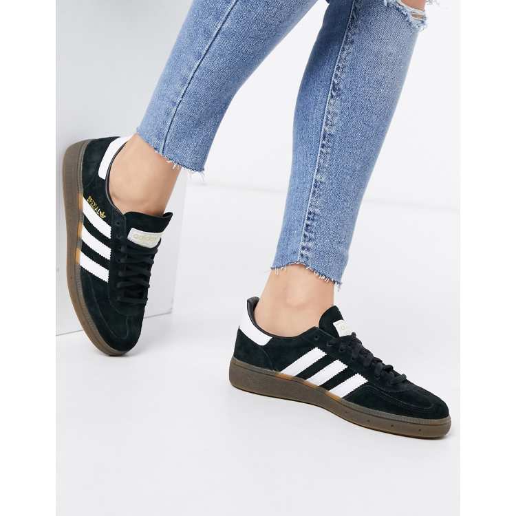 Echt niet gracht Een computer gebruiken adidas Originals Handball Spezial sneakers in black with rubber sole | ASOS