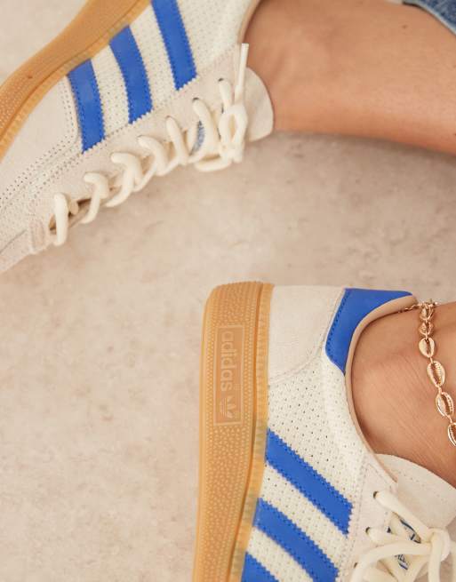 adidas Originals Handball Spezial sneakers in cream and blue  display picture 1