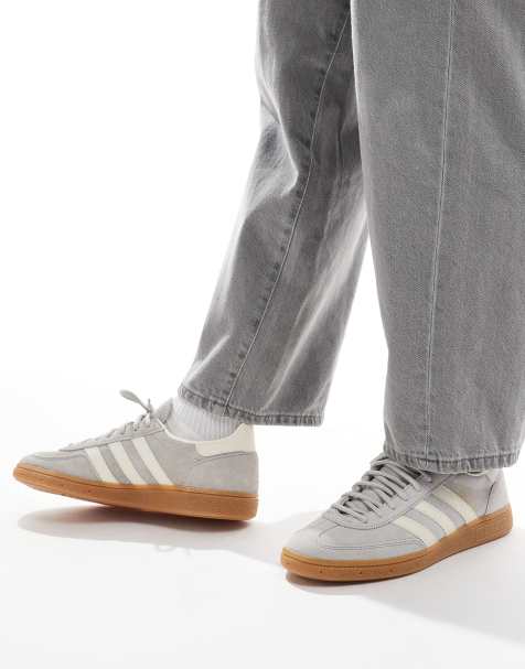adidas Originals Handball Spezial sneakers in grijs en wit met gumzool - view 1