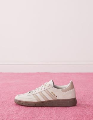 adidas Originals Handball Spezial sneakers in light gray
