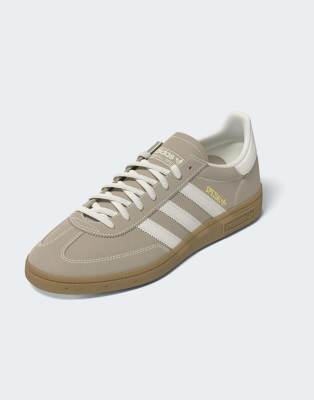 Handball Spezial 4