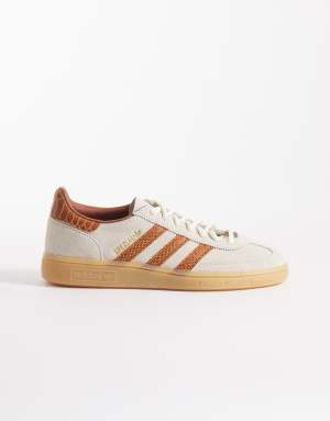 adidas Originals Handball Spezial trainers in off white with croc three stripe