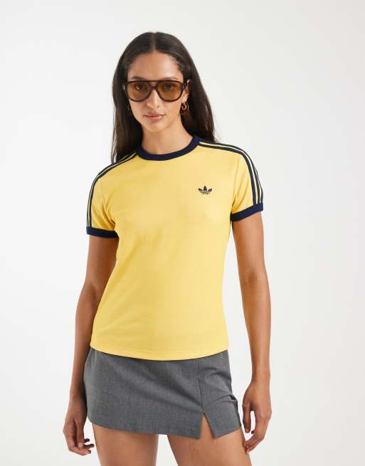 adidas Originals – Heather 3s Cali – T-Shirt in Warm Vanilla / Bold Gold, 4 von 4