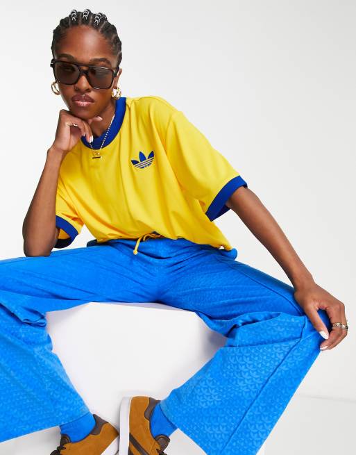 Generelt sagt Tragisk Udled adidas Originals Heritage boxy oversized cropped t-shirt in yellow and blue  | ASOS