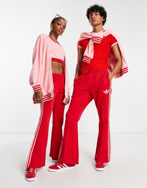 Red adidas pants outfit new arrivals
