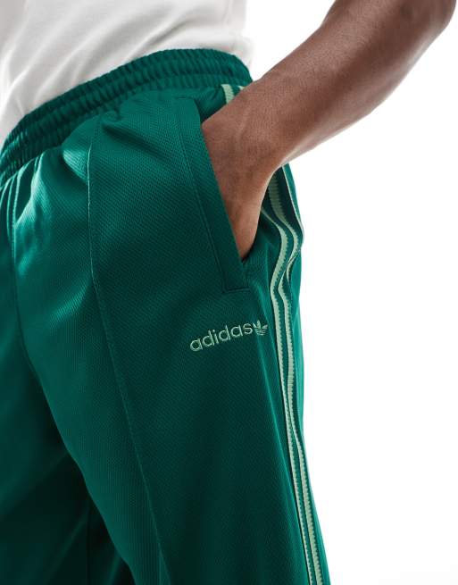 adidas Originals Hose in Grun mit Biesen ASOS