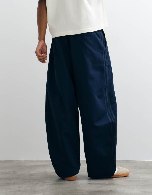 adidas Originals Hose mit Barrel-Leg in Marineblau, 5 von 5