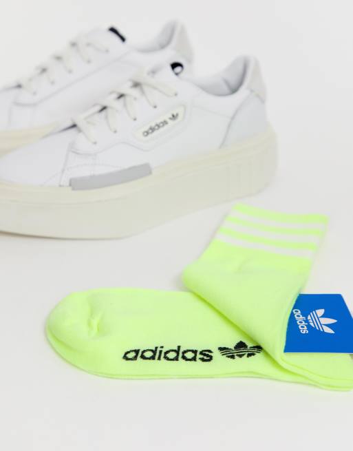 adidas Originals Hypersleek platform trainers | ASOS adidas Originals Hypersleek Frauen | Size?