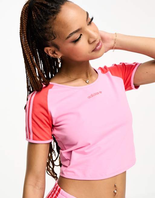 Baby pink adidas clearance top