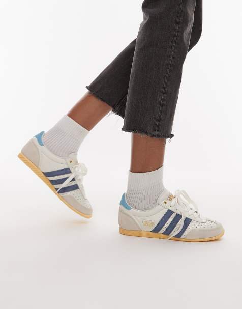 adidas Originals Japan low sneakers in white and dark blue - view 1