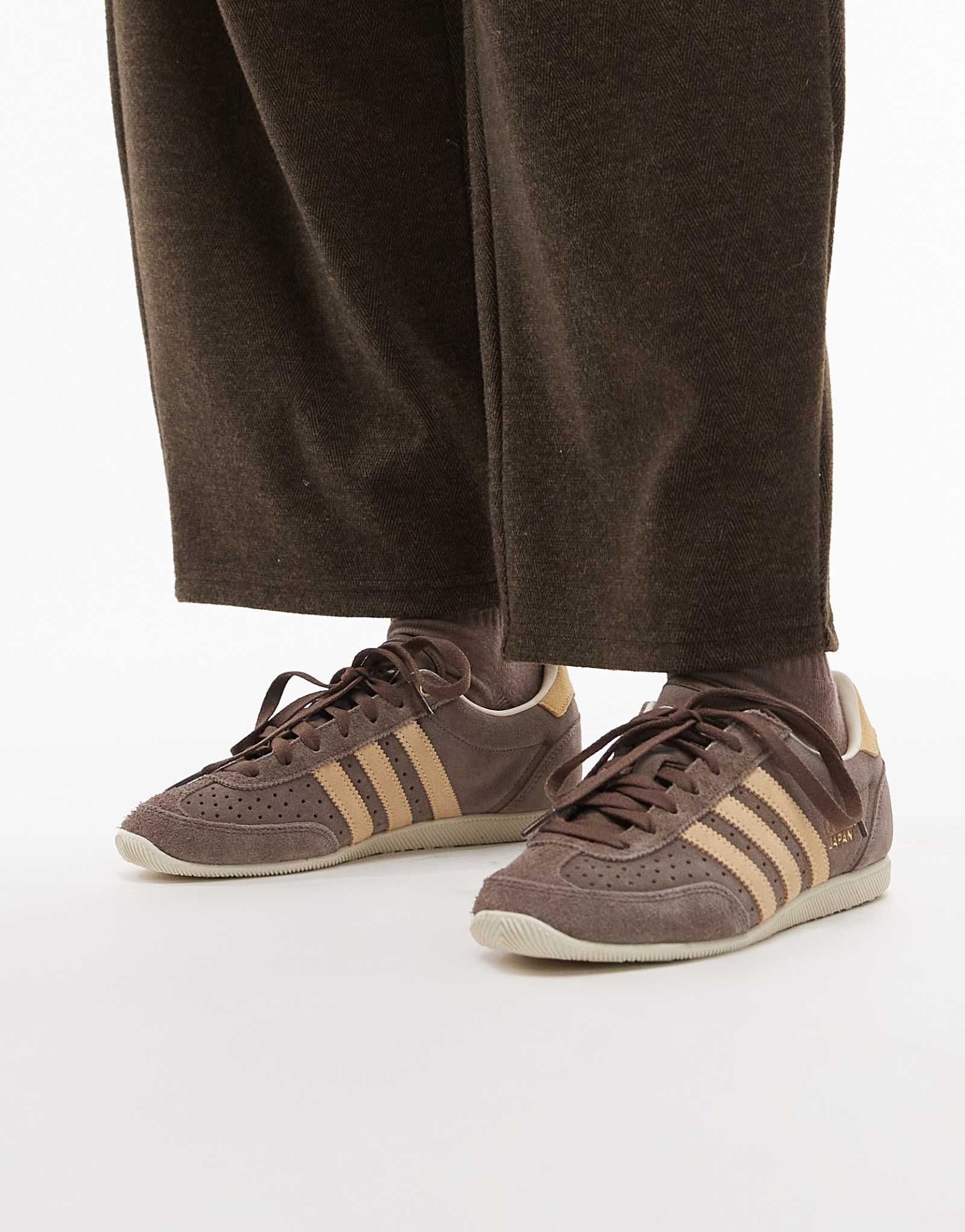 кроссовки adidas Originals Japan коричневого и желтого цветов